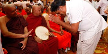 If the country’s ruler does not respect the supreme law and protects the rogue army that bankrupted the nation, the country will be destroyed. Sajith pledges to fight against corruption, fraud, and theft in front of Maha ‘Sagha’ in Polonnaruwa! VIDEO | Sri Lanka Latest News