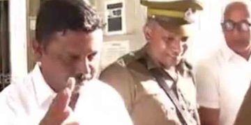 Immigration Controller Remanded for Contempt of Court Over E-Visa Issuance Dispute