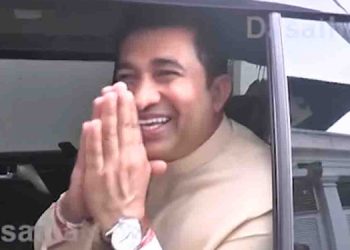 Former Minister Roshan Ranasinghe and Three MPs Join Mawbima Janata Party