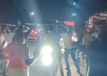 Two Hospitalized After Clash Between Supporters of Rishad Bathiudeen and Kader Mastan in Vavuniya