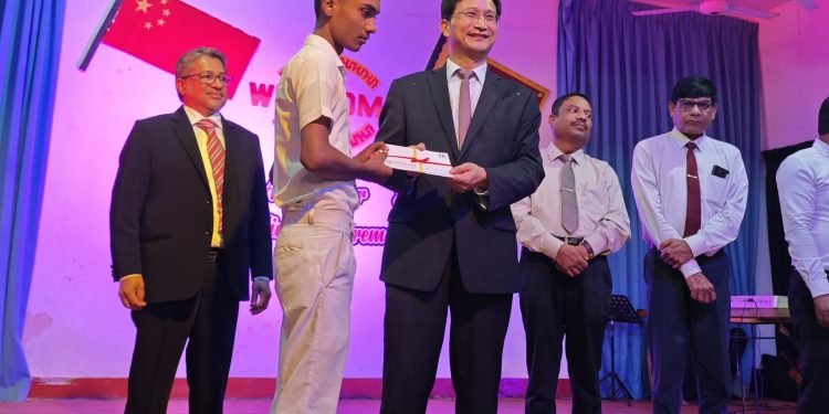 Chinese Ambassador Awards Scholarships Worth Rs. 2.5 Million to 100 Students at Keppitipola Maha Vidyalaya