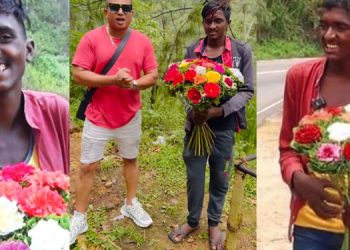 Hold a bouquet of flowers in your hands – and you’ve given me the whole world!