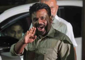 President Anura Kumara Dissanayake Receives Warm Welcome on Flight After Visit to India