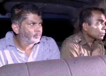 Former State Minister Lohan Ratwatte Apologizes in Court Over Death Threat Allegation, Released on Bail