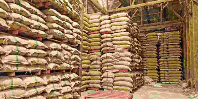 Large Millers in Polonnaruwa and Anuradhapura Accused of Stockpiling Paddy from Farmers