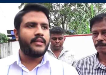 Dr. Wijemuni Zoysa Claims His Father’s Arrest is Political Retaliation