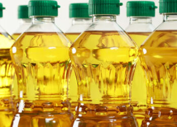 Taxes on the rice we eat! Taxes on children’s school supplies! When taxes have been imposed on almost everything since January 2024, how is it possible that 38,814,918 kilograms of coconut oil were imported into Sri Lanka over just 10 months without paying any taxes? This negligence has resulted in a staggering government revenue loss of Rs 5 billion!