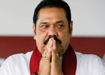 Former MPs and Ministers from Pohottuwa Party Visit Mahinda Rajapaksa’s Official Residence Amid Vacate Notice