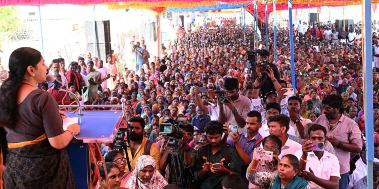 DMK MP Kanimozhi Leads Protest Against BJP Govt Over Tamil Nadu Fishermen’s Arrests by Sri Lankan Navy