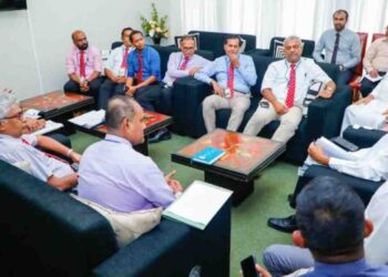 GMOA Delegation Meets Sajith Premadasa to Discuss Salary and Overtime Cuts in Government Budget