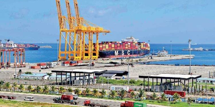 Colombo Port East Container Terminal Faces Delays Amid Equipment Shortages and Congestion Issues