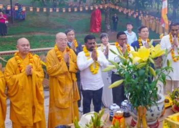 President Anura Kumara Dissanayake Pays Homage at Bai Dinh Temple During Vietnam State Visit