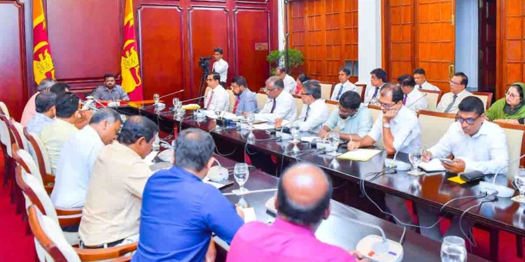 President Discusses 2026 Budget with District Coordinators and Finance Ministry Officials