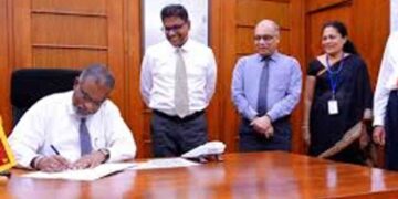 President Anura Kumara Dissanayake Announces Retirement of Finance Secretary Mahinda Siriwardena