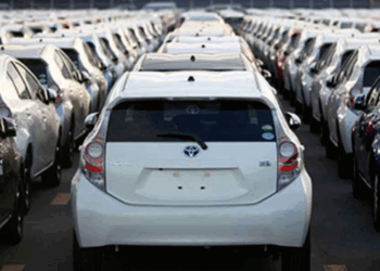 Government on Track to Earn Rs. 450 Billion from Vehicle Imports by Year-End – Treasury Officials