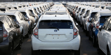 Government on Track to Earn Rs. 450 Billion from Vehicle Imports by Year-End – Treasury Officials