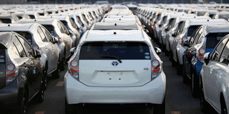 Government on Track to Earn Rs. 450 Billion from Vehicle Imports by Year-End – Treasury Officials