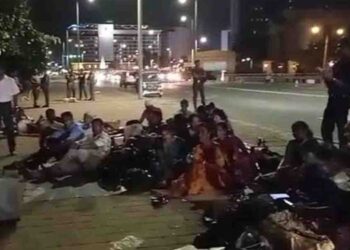 Teachers Stage Overnight Protest at Presidential Secretariat Over School Admission Demand