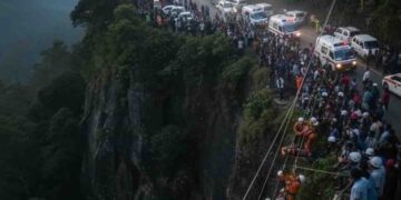 Ella–Wellawaya Road Tragedy: Death Toll Climbs to 15 in Bus Accident