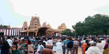 Sampath Bank Strengthens Community Engagement at Nallur Kandaswamy Kovil Festival with 200,000 Devotees