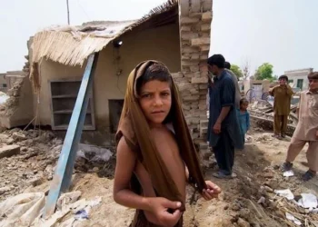 Pakistan’s Middle Class Struggles as Poverty Rate Climbs to 25.3%, Warns World Bank