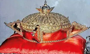 Basnayake Nilame Urges Return of Silver Crown Replica to Dodanwela Natha Devale