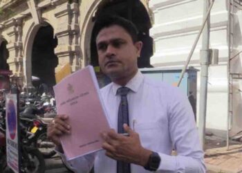 Officials Cover Up Corruption from the Tenures of Pavithra, Jayasumana, and Keheliya! Dr. Chamal Sanjeewa, Who First Exposed the Contaminated Medicine Scandal and Led to Keheliya’s Arrest, Now Takes the Matter to the CID!