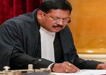 India’s Chief Justice Targeted with Shoe in Courtroom Religion Row