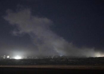 Ceasefire Unravels in Gaza; 30 Killed in Israeli Airstrikes Despite US Promises