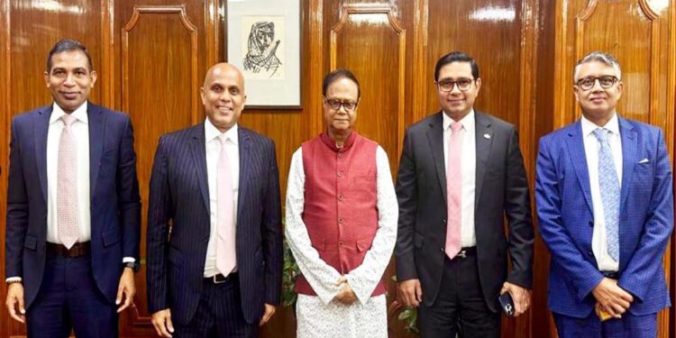 Commercial Bank of Ceylon Leadership Meets Bangladesh Bank Governor to Deepen Regional Ties