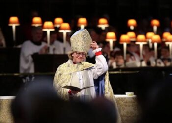 UK Appoints Mullally as First Woman to Lead Church of England as Archbishop