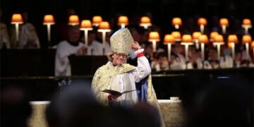 UK Appoints Mullally as First Woman to Lead Church of England as Archbishop
