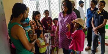 Prime Minister Harini Visits Upper Bomiriya Junior College Housing Displaced Residents