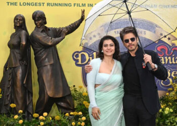 Shah Rukh Khan and Kajol Unveil DDLJ Statue in London Marking 30 Years of the Iconic Film