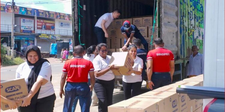 Sinopec Supports Flood-Hit Communities with Emergency Water Relief Under Clear Spring Initiative