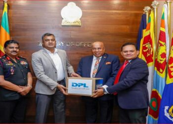 Dipped Products PLC, subsidiary of Hayleys Group, donates 50,000 Gloves to Ministry of Defence for Flood Relief