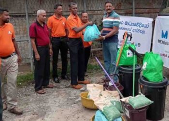 Matara Journalists Extend Aid to Cyclone Ditwa-Affected Media Workers in Nuwara Eliya and Kandy