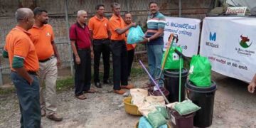 Matara Journalists Extend Aid to Cyclone Ditwa-Affected Media Workers in Nuwara Eliya and Kandy