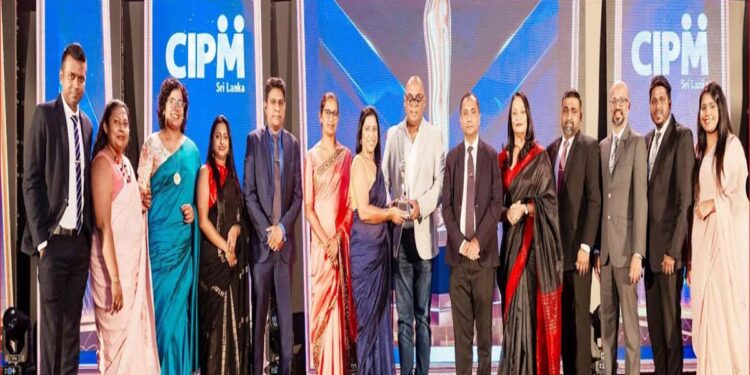 People’s Bank Triumphs at HR Awards