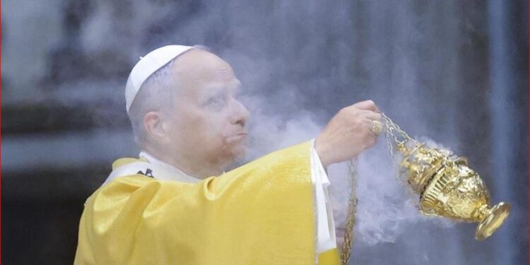 A New Rhythm at the Vatican: Pope Leo XIV’s First Christmas Eve Mass