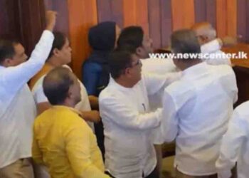 Five Arrested for Throwing Water at Officials During Galle Municipal Council Meeting