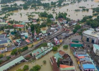 Ditwah Disasters Cause Rs. 216 Billion in Infrastructure Losses; Government Seeks World Bank & ADB Support
