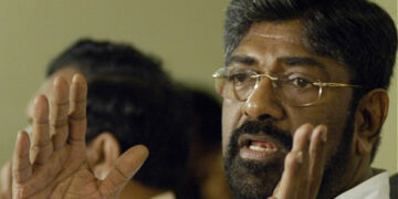 Just As The Hearing Of Keheliya’s Case Began On A Daily Basis, Two President’s Counsel Attorneys Withdrew From The Case!