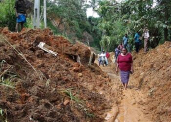 Nearly a Month After Gampola Cemetery Landslide, Dead Bodies Remain on the Main Road