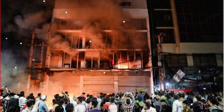 Bangladesh Erupts in Violence After Killing of Youth Protest Leader