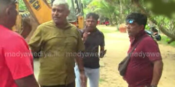 Police Take Action Against Unauthorized Constructions on Bentota Beach