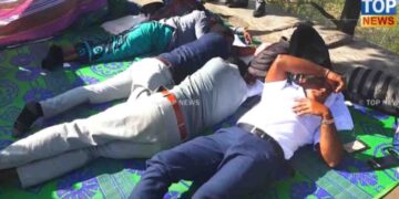 School Development Officers’ Hunger Strike Enters Fourth Day Near Presidential Secretariat