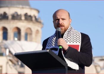 Istanbul’s Galata Bridge Becomes Symbol of Solidarity With Palestine