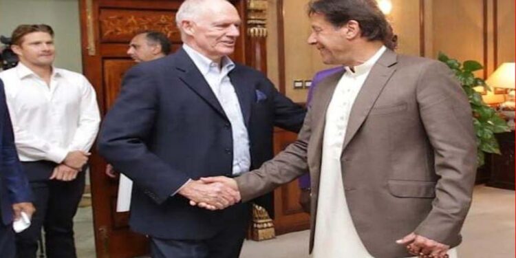Global Cricket Icons Petition Pakistan PM Over Imran Khan’s Health