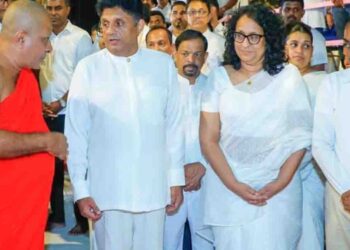 Opposition Leader Sajith Premadasa Joins Navam Maha Perahera at Gangaramaya Temple